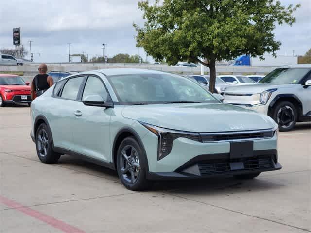 new 2025 Kia K4 car, priced at $24,165