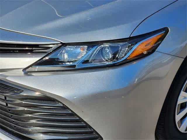 used 2020 Toyota Camry Hybrid car, priced at $22,999