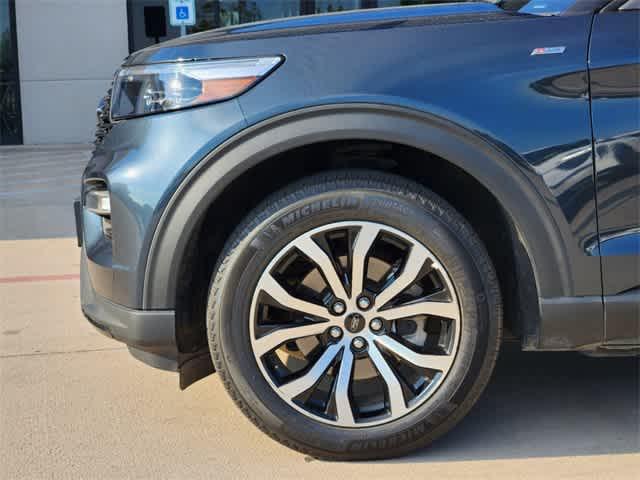 used 2022 Ford Explorer car, priced at $30,798