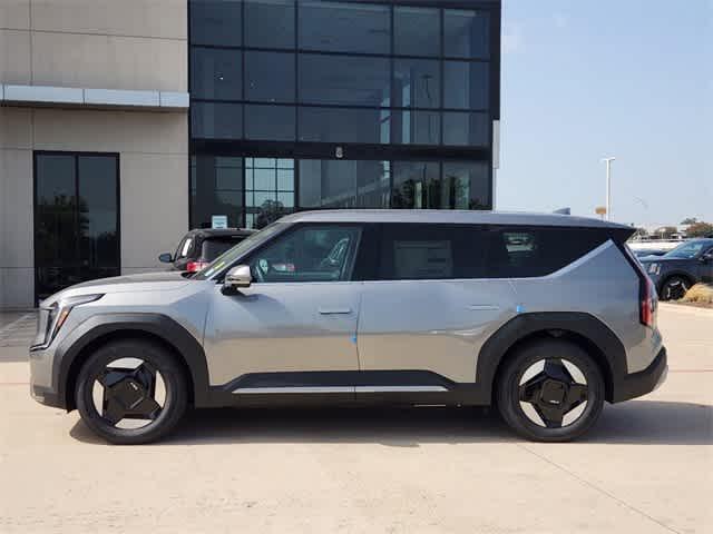 new 2024 Kia EV9 car, priced at $60,920