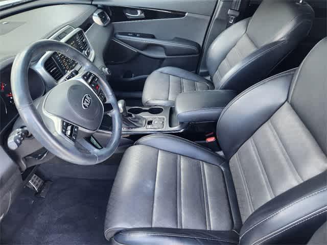 used 2019 Kia Sorento car, priced at $22,887