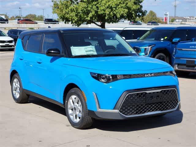 new 2025 Kia Soul car, priced at $24,685