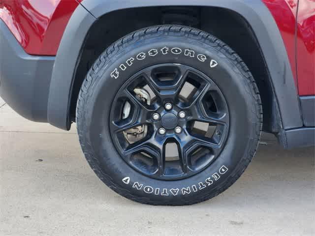 used 2019 Jeep Cherokee car, priced at $18,599