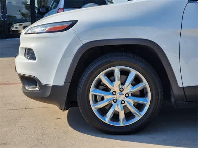 used 2015 Jeep Cherokee car, priced at $11,599