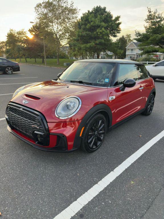 used 2018 MINI Hardtop car, priced at $16,780