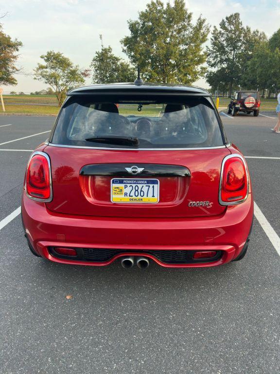 used 2018 MINI Hardtop car, priced at $16,780