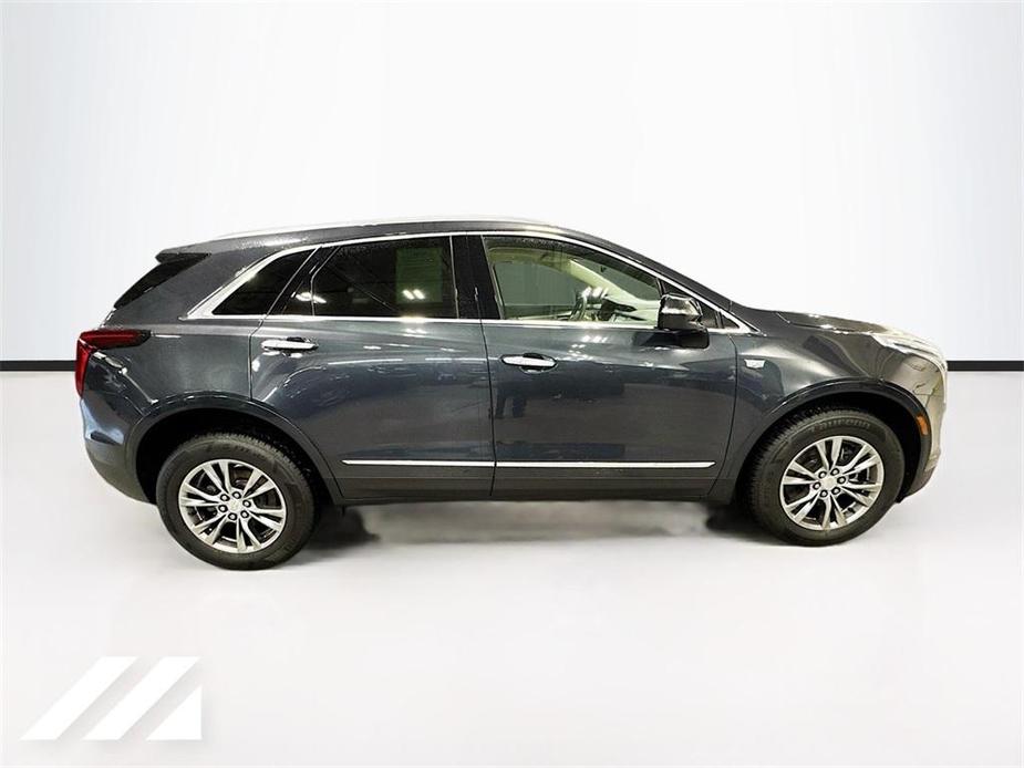 used 2022 Cadillac XT5 car, priced at $25,500