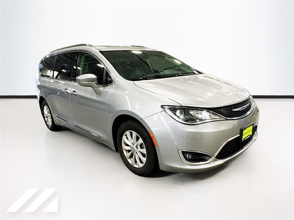 used 2018 Chrysler Pacifica car, priced at $15,199