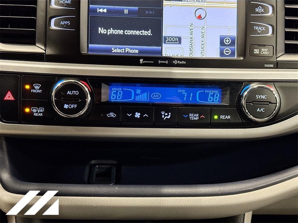 used 2019 Toyota Highlander car, priced at $27,250