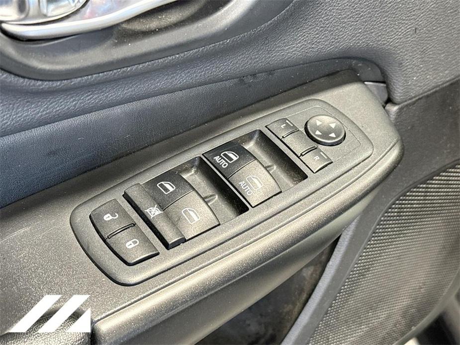 used 2019 Jeep Cherokee car, priced at $18,850