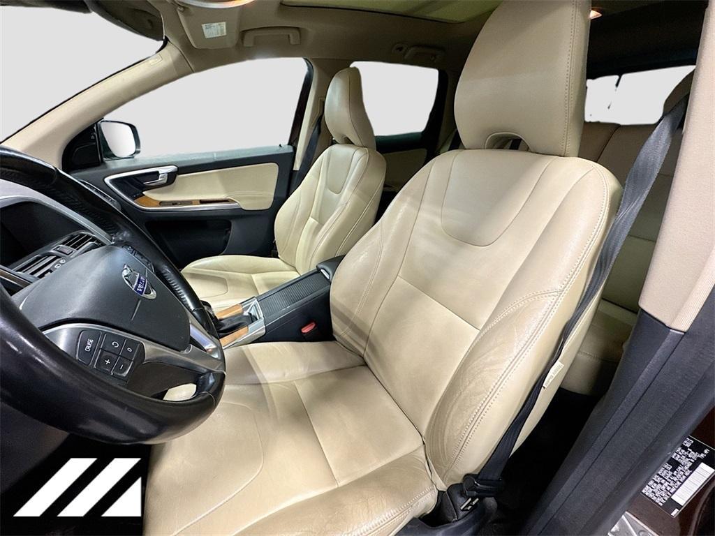 used 2017 Volvo XC60 car, priced at $14,797