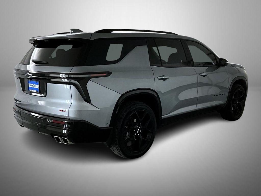 used 2024 Chevrolet Traverse car, priced at $52,999