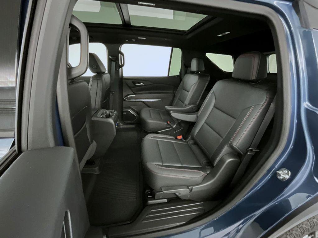 new 2025 Chevrolet Traverse car, priced at $54,548