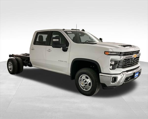 new 2025 Chevrolet Silverado 3500 car, priced at $69,449
