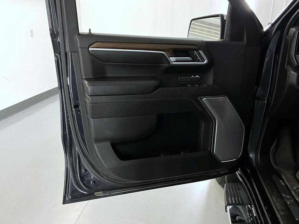 used 2022 Chevrolet Silverado 1500 car, priced at $46,999