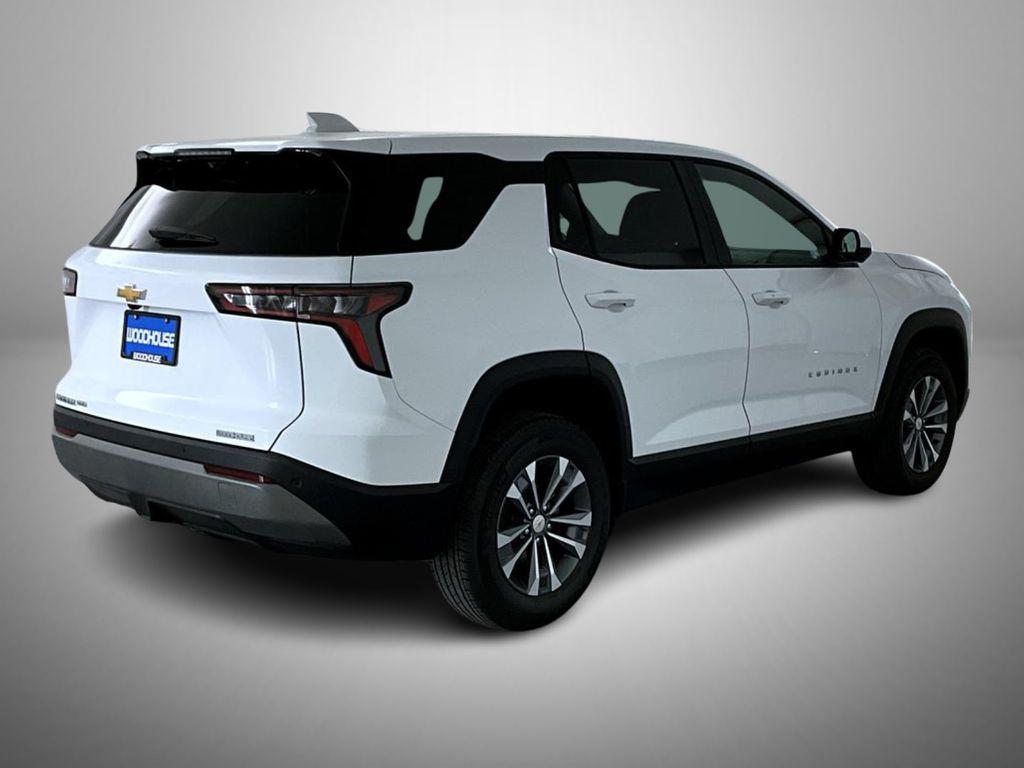 new 2026 Chevrolet Equinox car, priced at $33,619