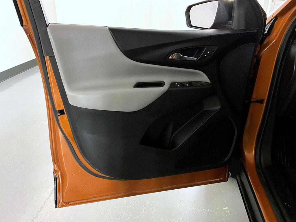used 2018 Chevrolet Equinox car, priced at $9,999