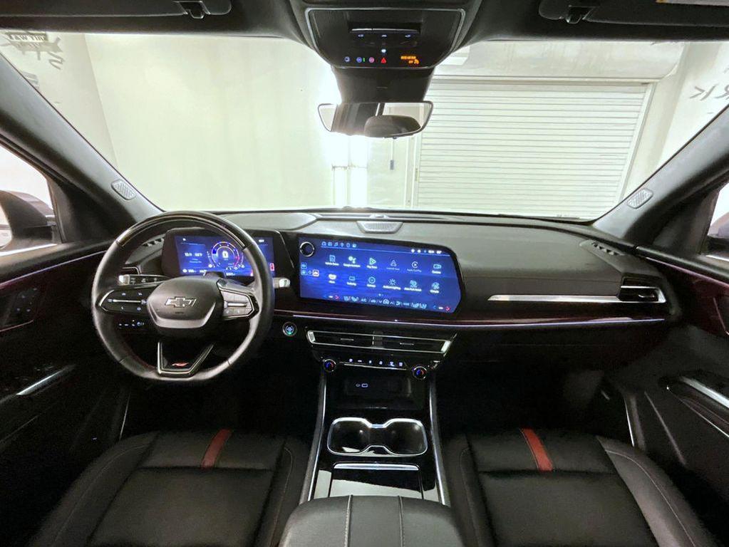 used 2024 Chevrolet Traverse car, priced at $49,929