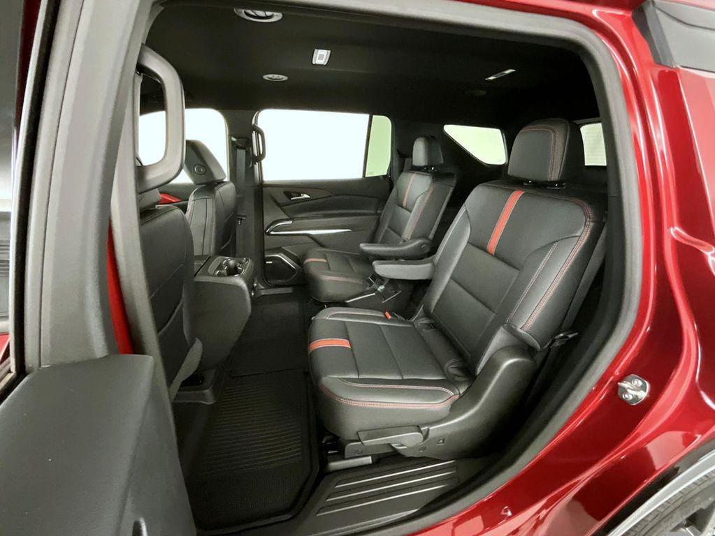 new 2026 Chevrolet Traverse car, priced at $60,689