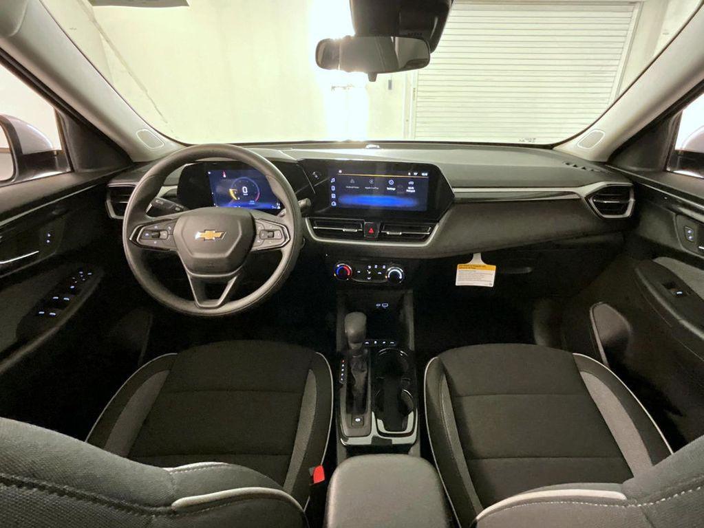 new 2026 Chevrolet TrailBlazer car, priced at $28,450