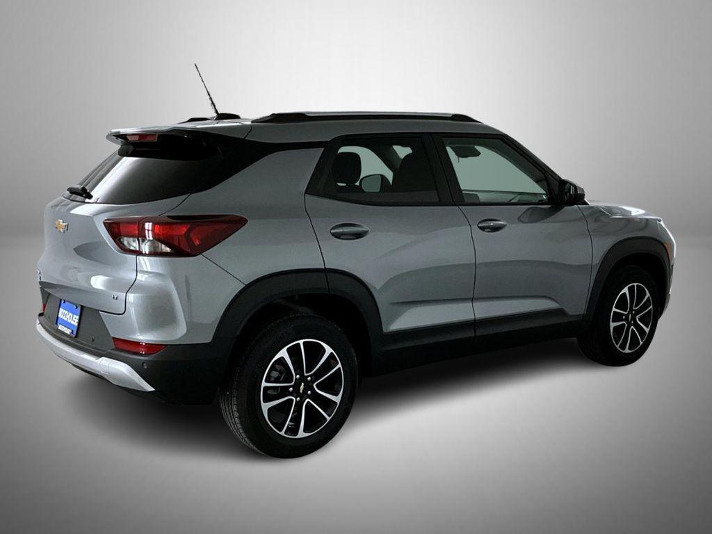 new 2026 Chevrolet TrailBlazer car, priced at $28,450