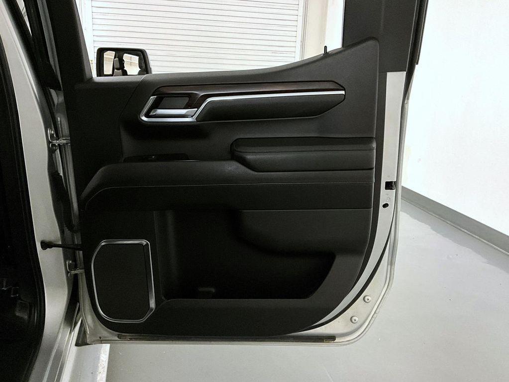 used 2022 GMC Sierra 1500 car, priced at $45,339