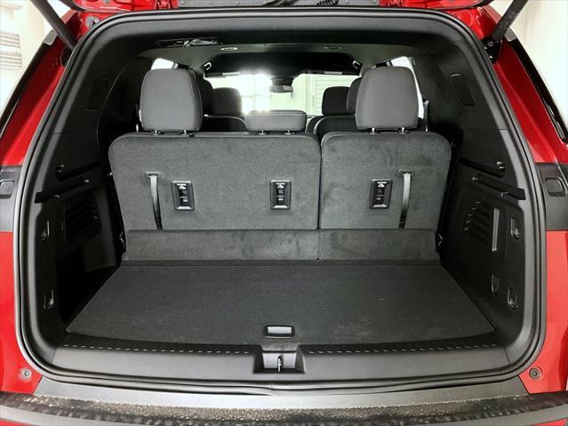 new 2025 Chevrolet Traverse car, priced at $45,668