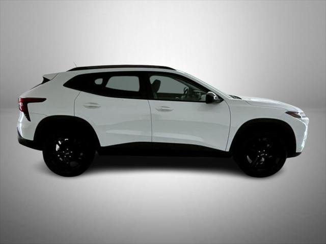 new 2025 Chevrolet Trax car, priced at $26,324