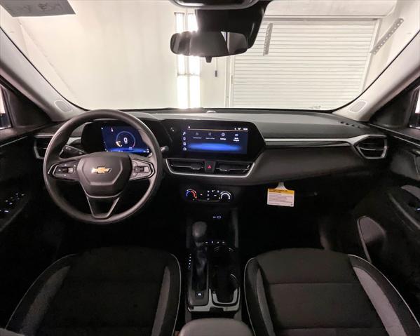 new 2025 Chevrolet TrailBlazer car, priced at $26,859