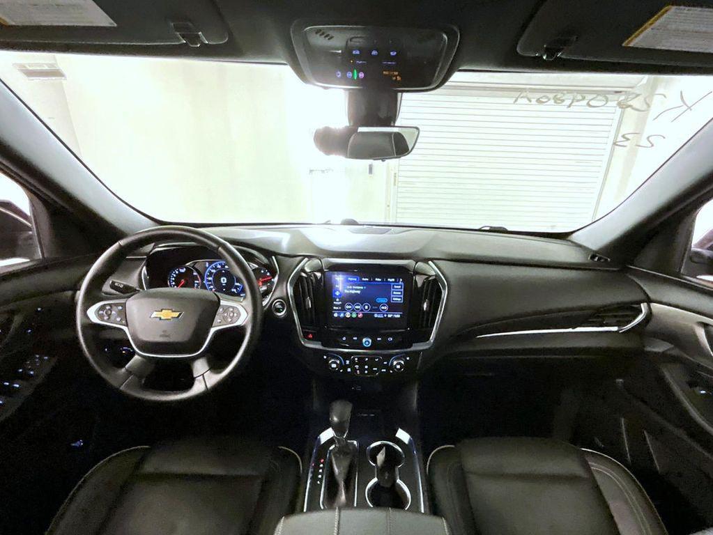 used 2023 Chevrolet Traverse car, priced at $38,199