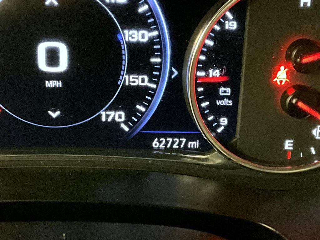 used 2023 Chevrolet Traverse car, priced at $38,199