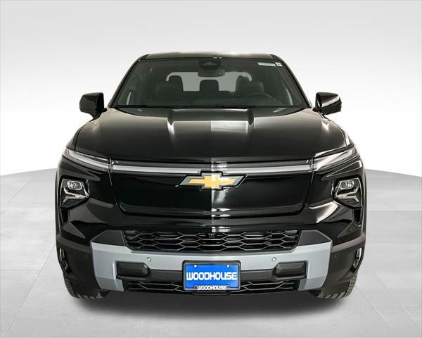 new 2025 Chevrolet Silverado EV car, priced at $70,669