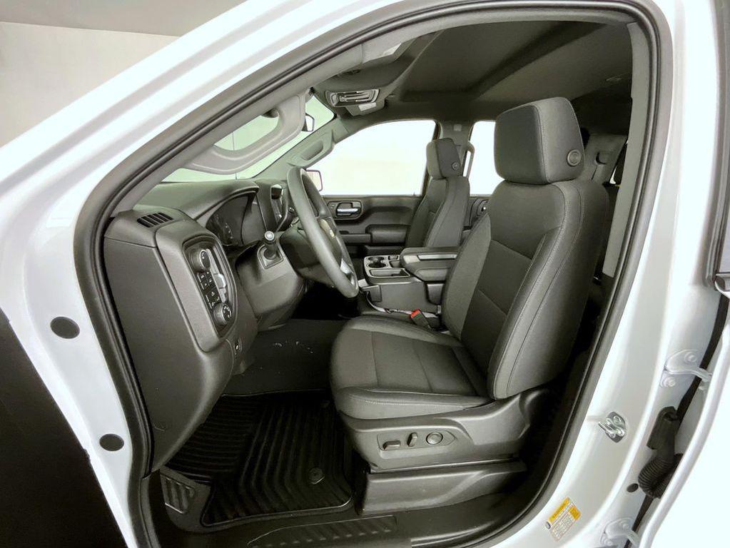 new 2025 Chevrolet Silverado 1500 car, priced at $50,243