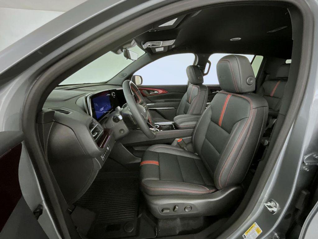 new 2026 Chevrolet Traverse car, priced at $60,194