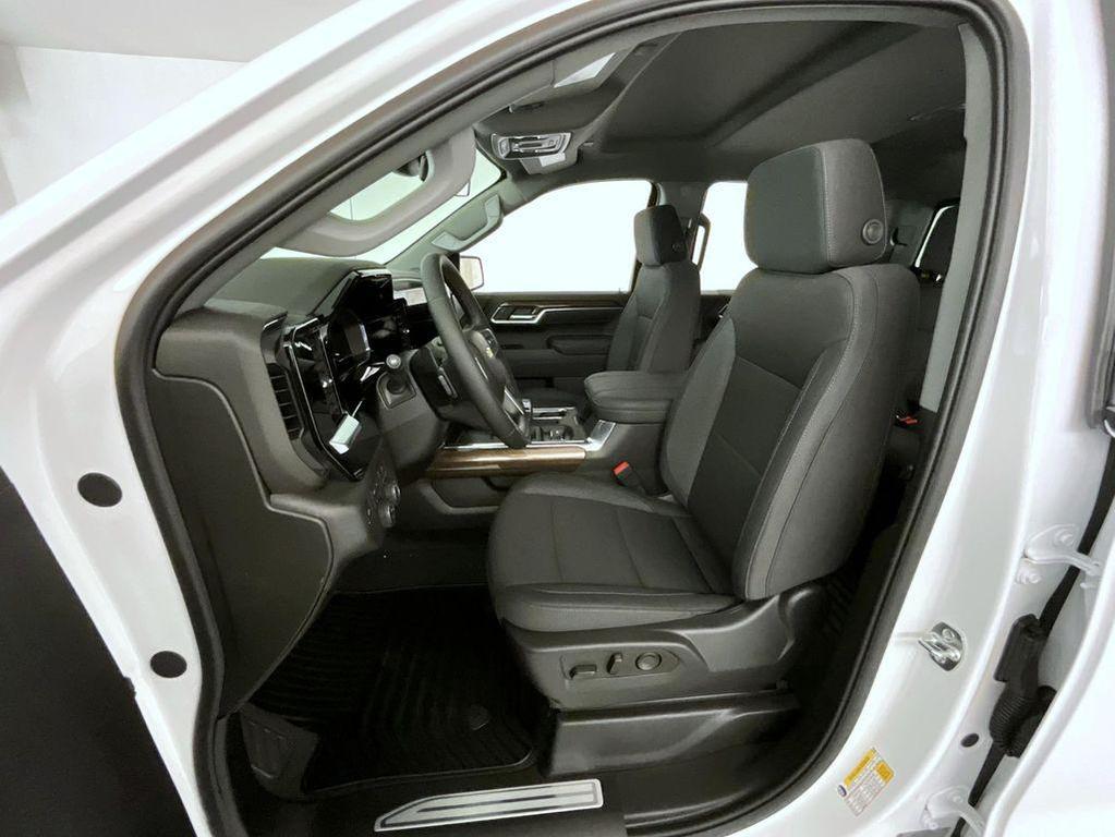 new 2025 Chevrolet Silverado 1500 car, priced at $58,784