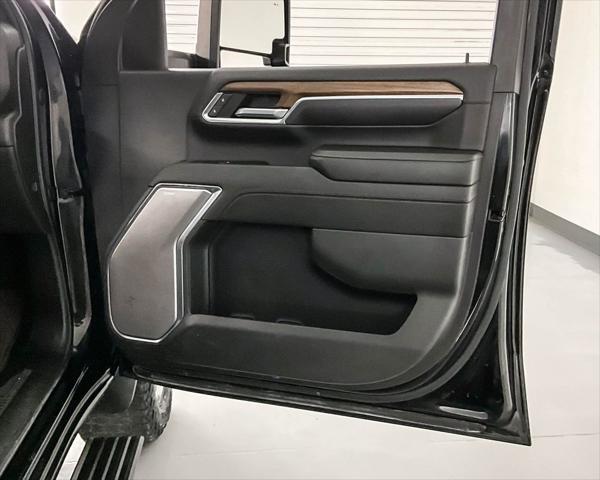 used 2024 Chevrolet Silverado 3500 car, priced at $69,999