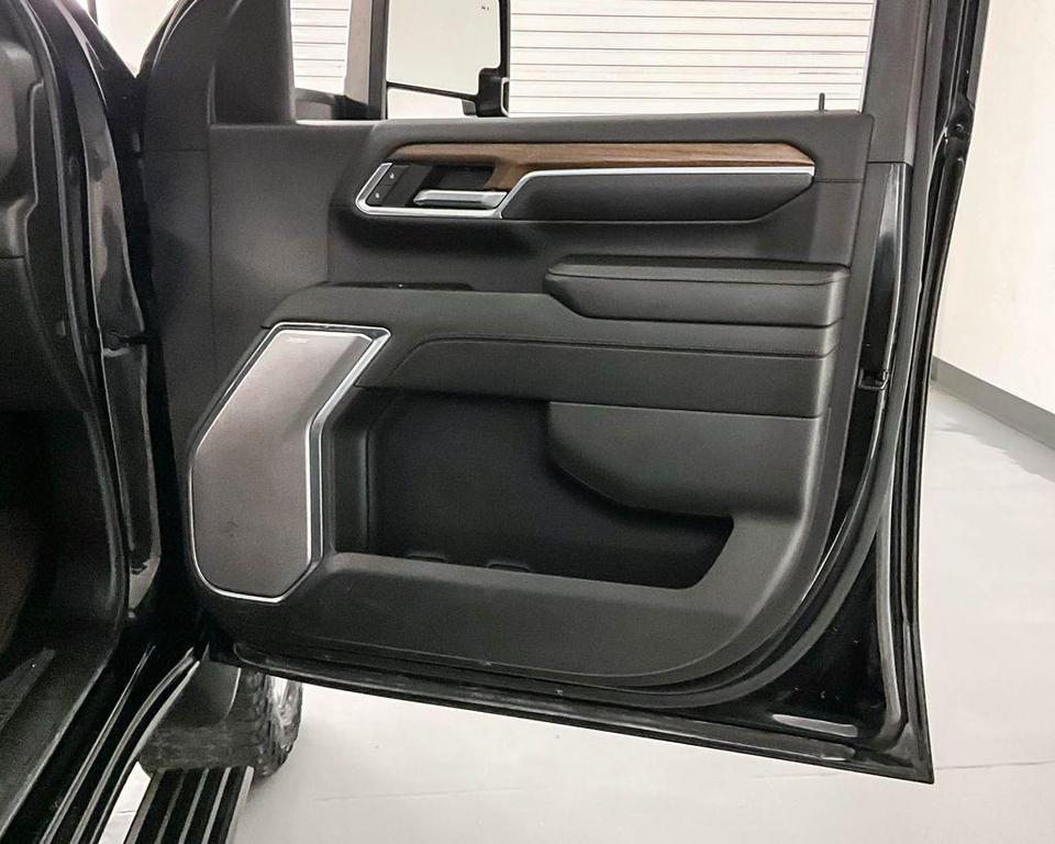 used 2024 Chevrolet Silverado 3500 car, priced at $67,785