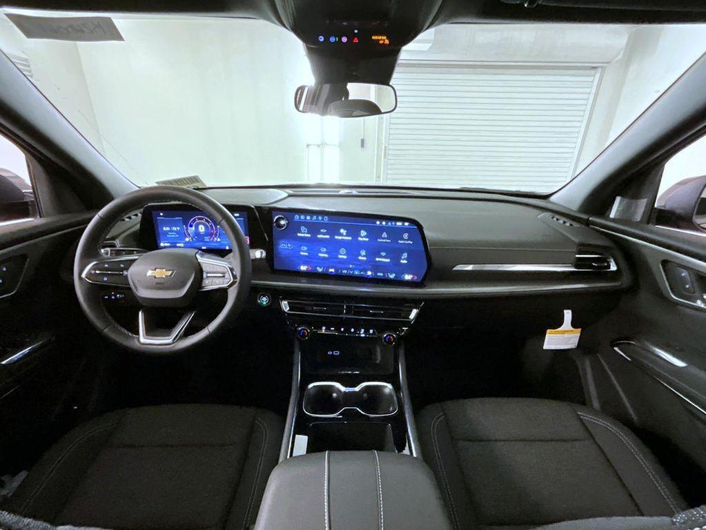 new 2026 Chevrolet Traverse car, priced at $46,093