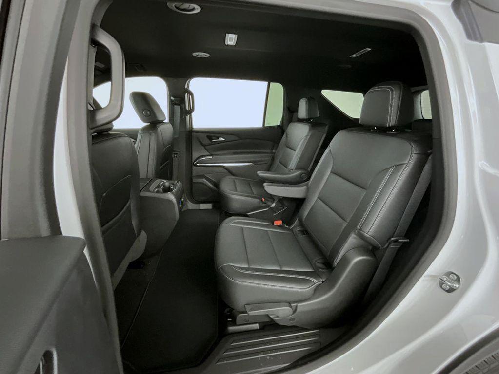 new 2026 Chevrolet Traverse car, priced at $49,205