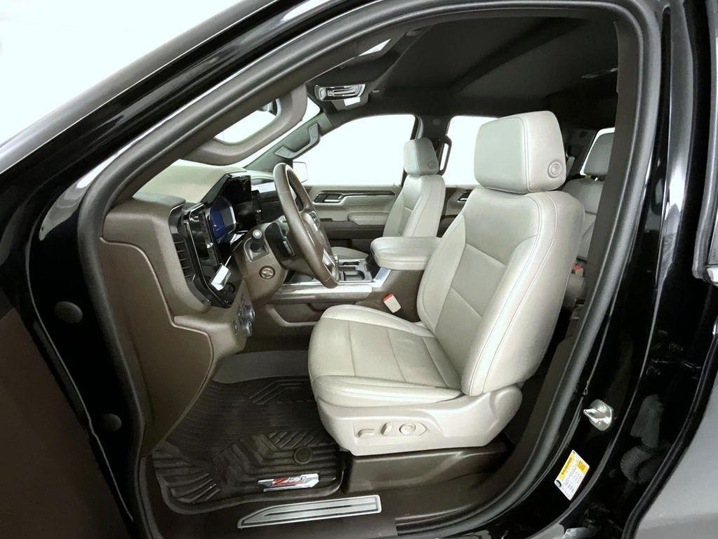 used 2024 Chevrolet Silverado 1500 car, priced at $53,999