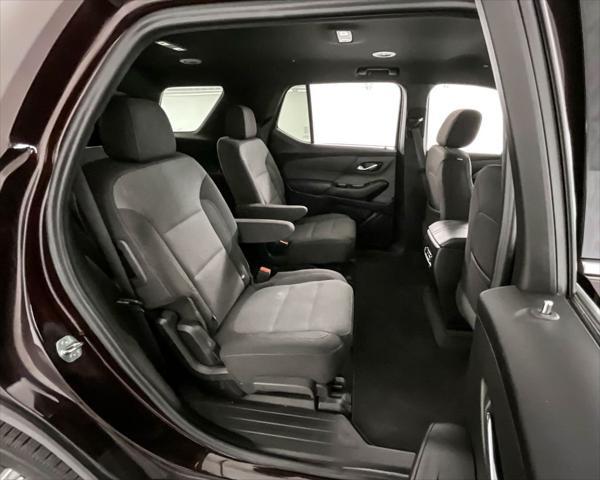 used 2023 Chevrolet Traverse car, priced at $31,769