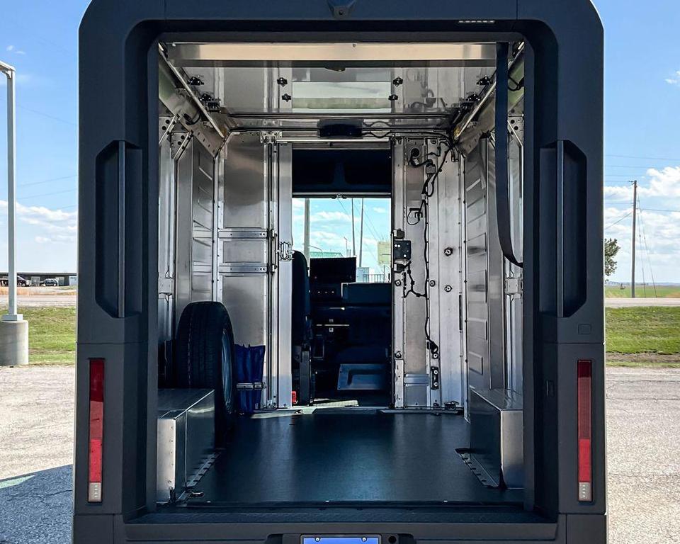 new 2025 Chevrolet BrightDrop 400 car, priced at $45,000