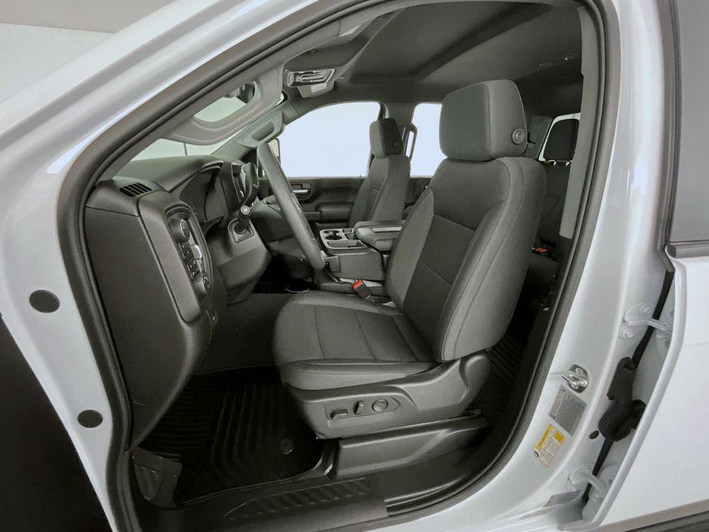 new 2025 Chevrolet Silverado 2500 car, priced at $58,684