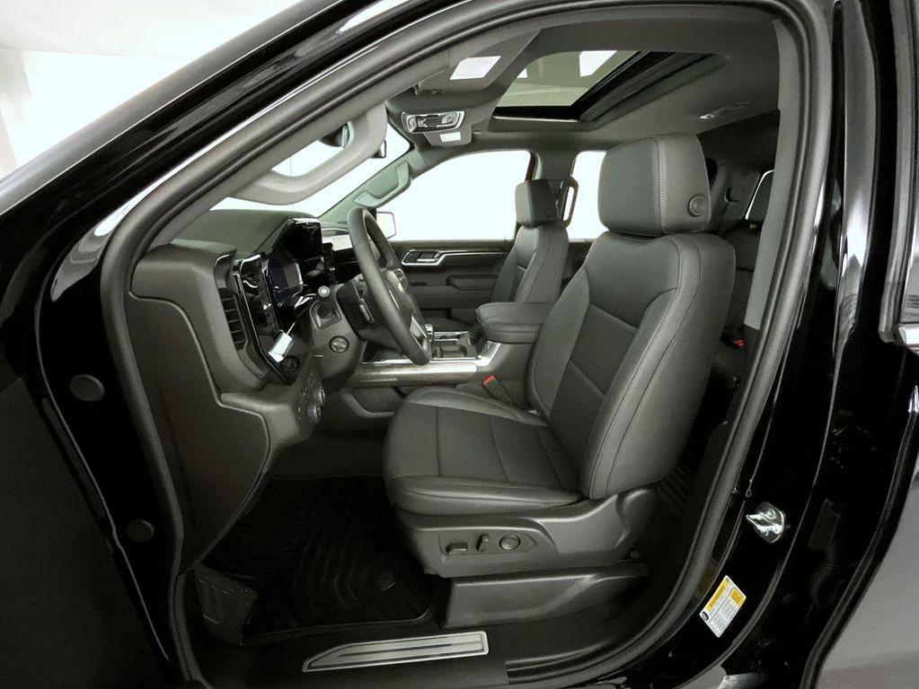 new 2025 Chevrolet Silverado 1500 car, priced at $60,033