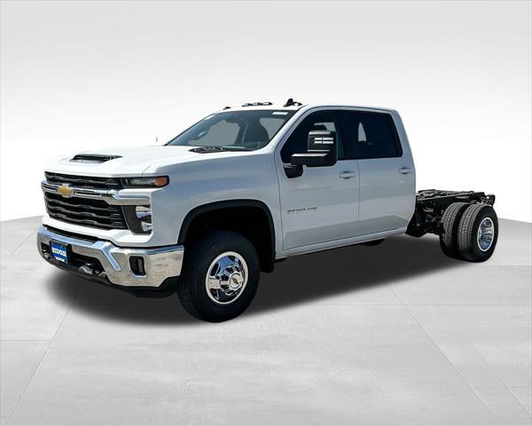 new 2025 Chevrolet Silverado 3500 car, priced at $59,758
