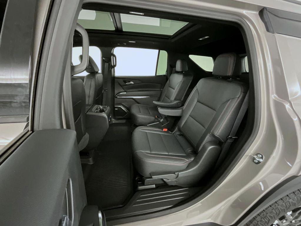 new 2026 Chevrolet Traverse car, priced at $58,358