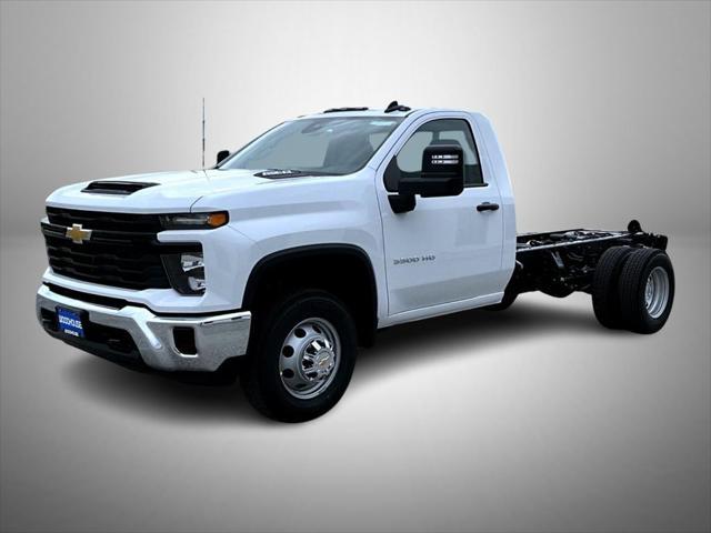 new 2025 Chevrolet Silverado 3500 car, priced at $51,717
