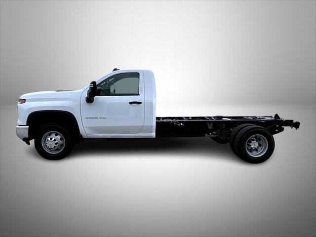 new 2025 Chevrolet Silverado 3500 car, priced at $51,717