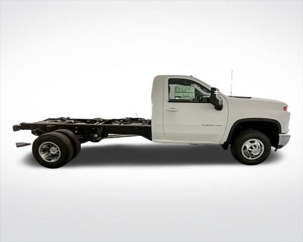 new 2025 Chevrolet Silverado 3500 car, priced at $65,872