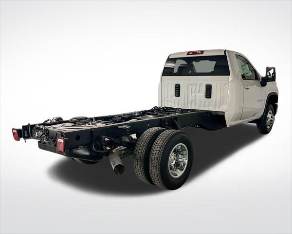 new 2025 Chevrolet Silverado 3500 car, priced at $65,872